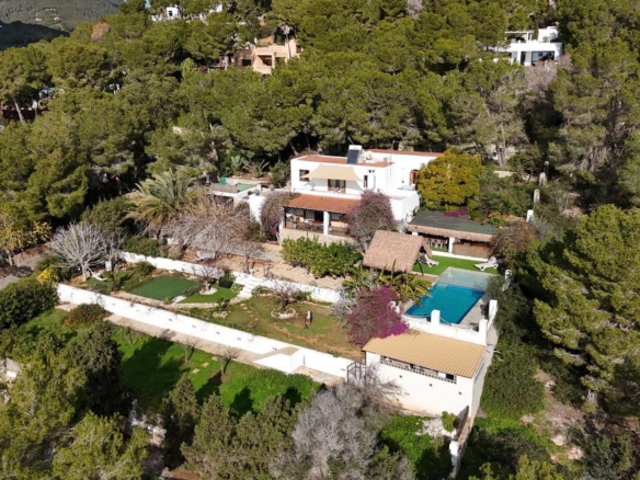 5 Bedroom Villa/House in San Josep 4