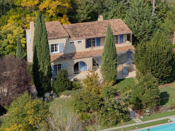 5 Bedroom Villa/House in Aix En Provence 26