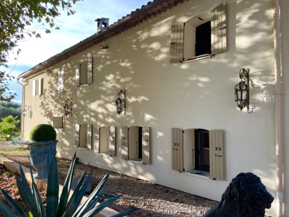 6 Bedroom Villa/House in Les Arcs 32