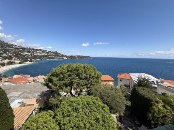 4 Bedroom Villa/House in Roquebrune Cap Martin 2