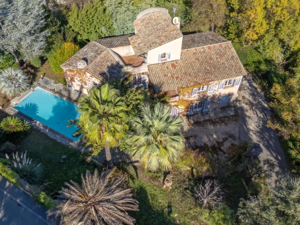4 Bedroom Villa/House in Mandelieu La Napoule 26