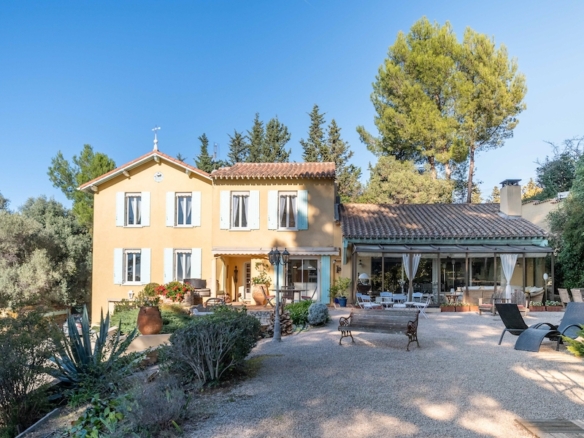 5 Bedroom Villa/House in Cassis 28