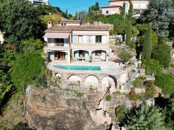 3 Bedroom Villa/House in Theoule Sur Mer 14