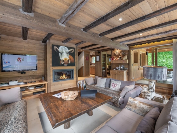 6 Bedroom Chalet in Courchevel 8
