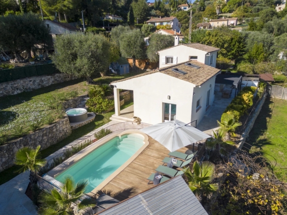 3 Bedroom Villa/House in Le Rouret 36