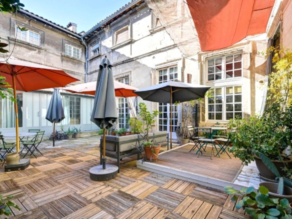 Villa/House in Avignon 18