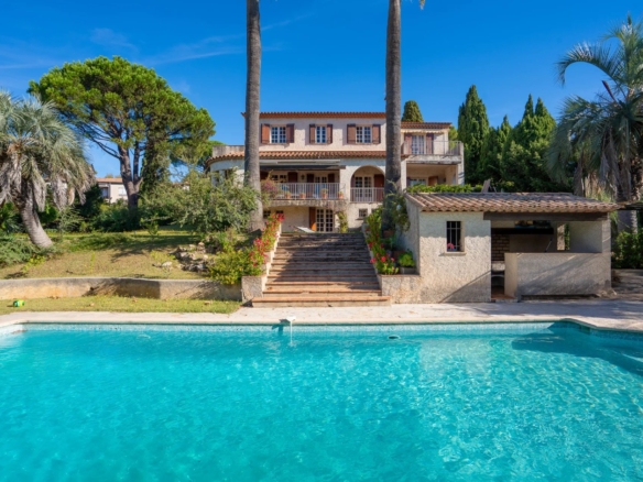 7 Bedroom Villa/House in Ste Maxime 10