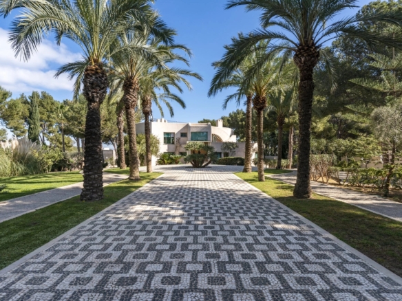 5 Bedroom Villa/House in Sol De Mallorca 32