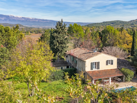 6 Bedroom Villa/House in Mazan 8