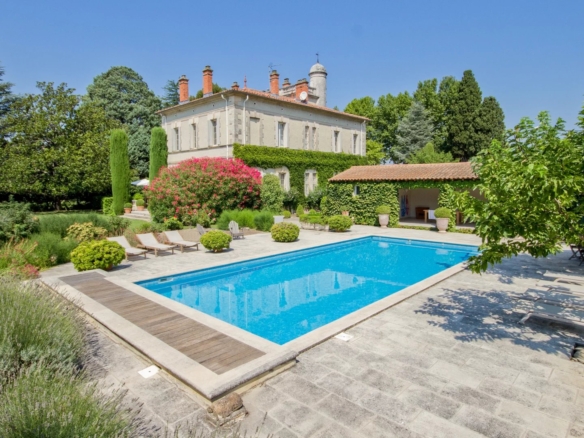 12 Bedroom Villa/House in Maillane 6