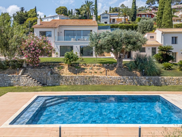 7 Bedroom Villa/House in Cannes 26