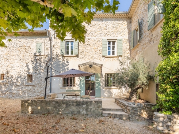 7 Bedroom Villa/House in Eguilles 12