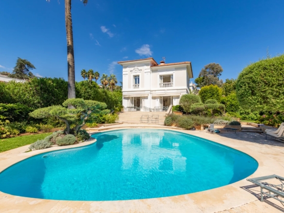 6 Bedroom Villa/House in Cap D Antibes 26