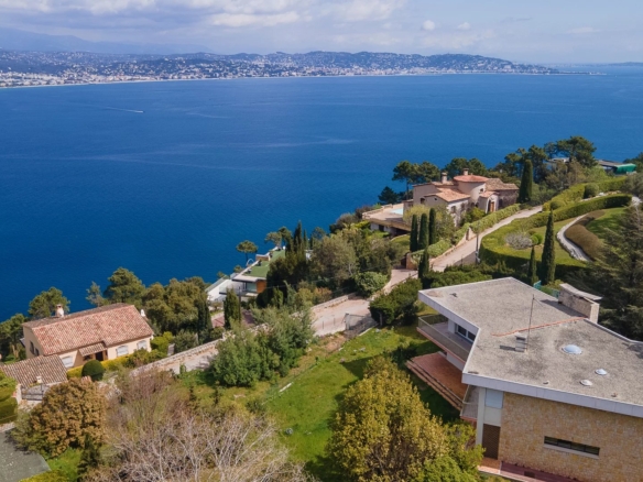 Villa/House in Theoule Sur Mer 20