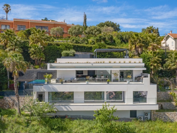 4 Bedroom Villa/House in Cannes 10