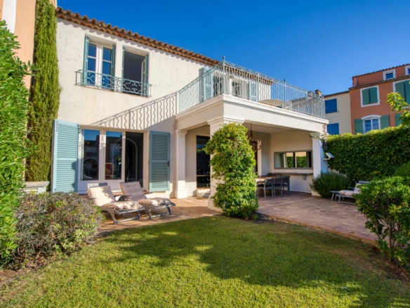 4 Bedroom Villa/House in Port Grimaud 34
