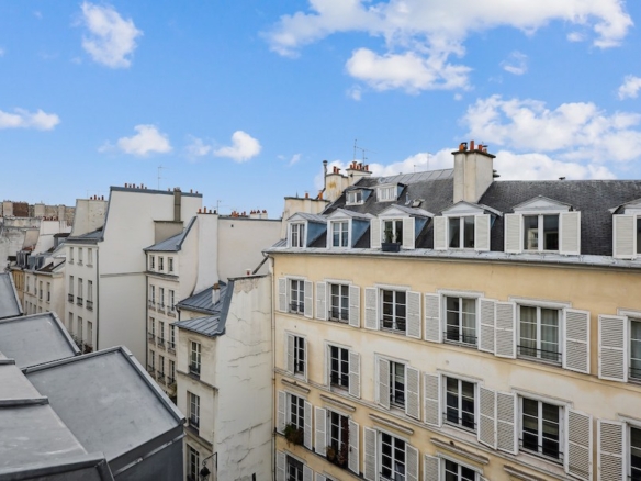 4 Bedroom Apartment in Paris 6th (Saint Germain des Prés – Luxembourg) 18