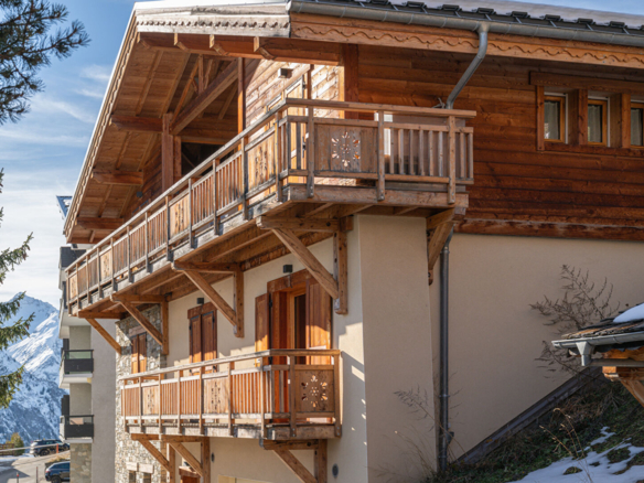 5 Bedroom Chalet in Les Deux Alpes 26