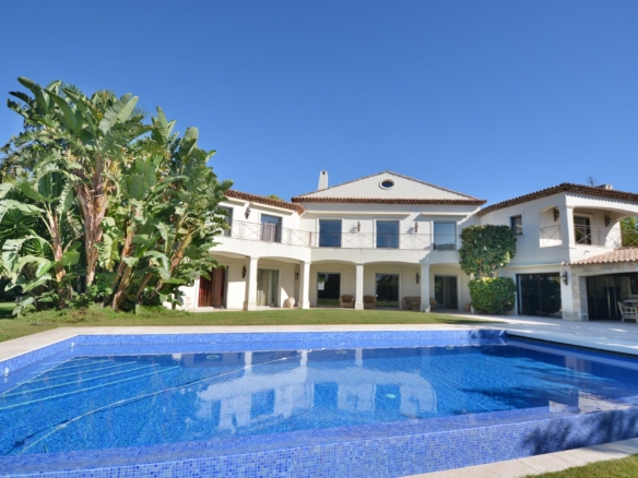 6 Bedroom Villa/House in Juan Les Pins 2