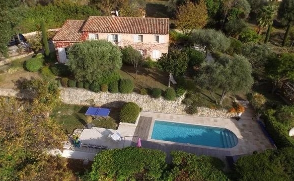 3 Bedroom Villa/House in Chateauneuf Grasse 30