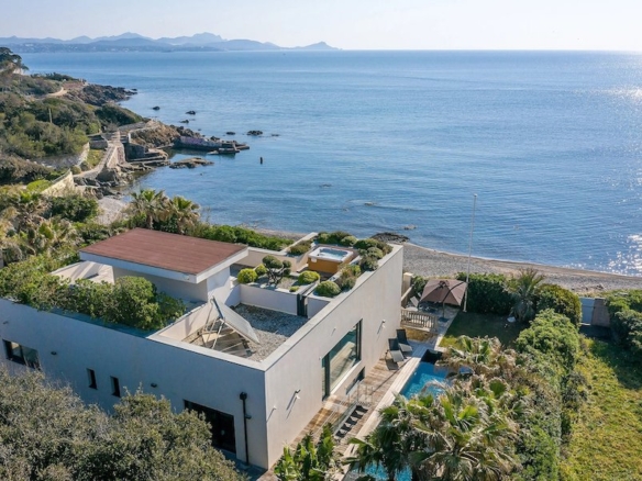 5 Bedroom Villa/House in Saint Aygulf 12
