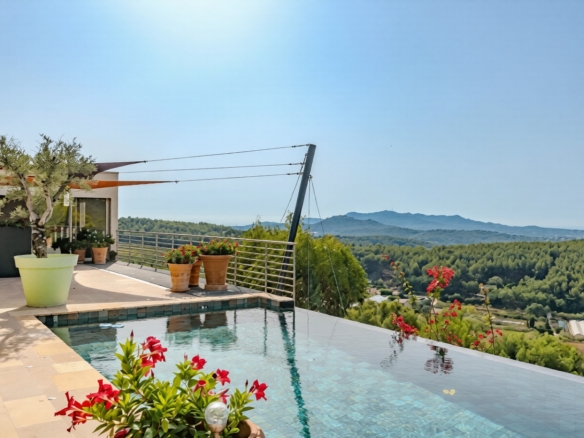 5 Bedroom Villa/House in Ollioules 22