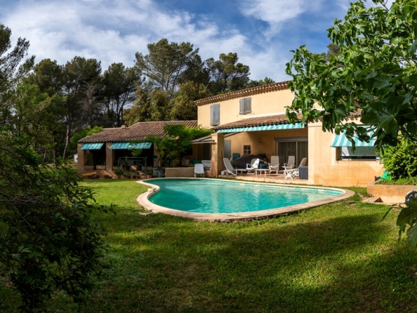 5 Bedroom Villa/House in Meyreuil 28