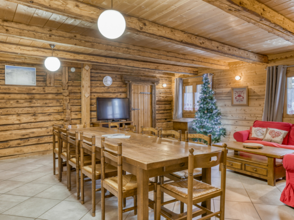 10 Bedroom Chalet in Les Saisies 6
