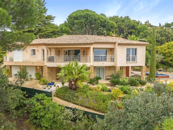 3 Bedroom Villa/House in Le Lavandou 22