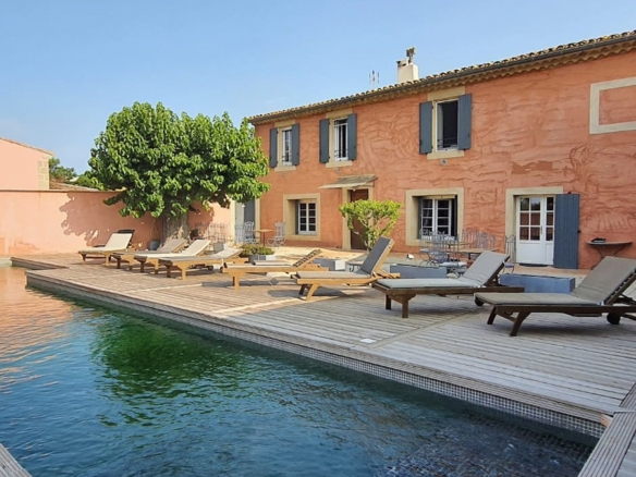 10 Bedroom Villa/House in Ledenon 2