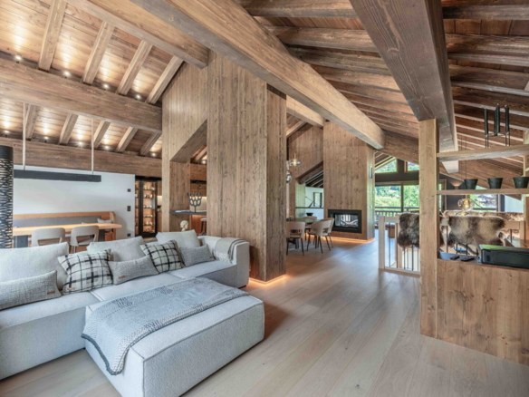 5 Bedroom Chalet in Meribel 12