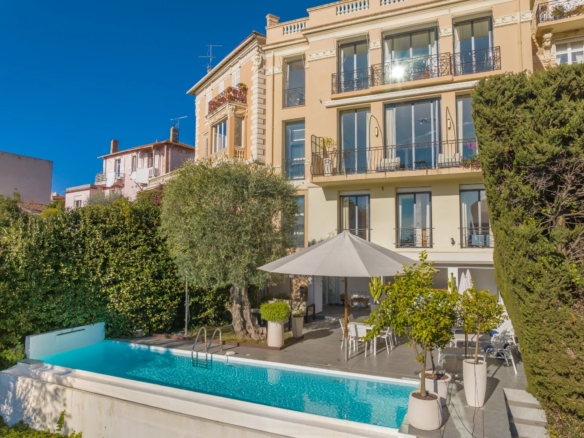 3 Bedroom Villa/House in Le Cannet 30