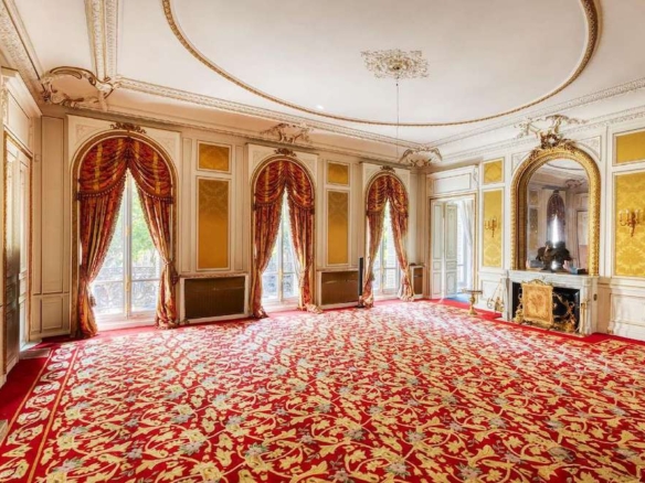 3 Bedroom Apartment in Paris 8th (Golden Triangle - Parc Monceau) 28