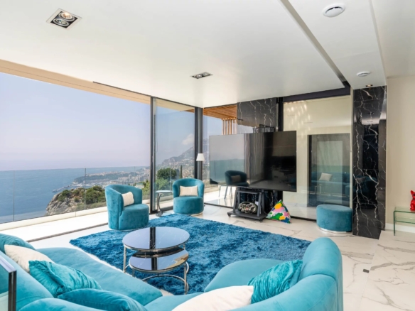 4 Bedroom Villa/House in Roquebrune Cap Martin 22