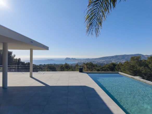 5 Bedroom Villa/House in Ceyreste 20
