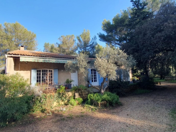 11 Bedroom Villa/House in Grans 28