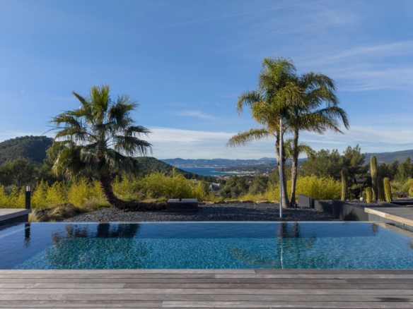 4 Bedroom Villa/House in St Cyr Sur Mer 34
