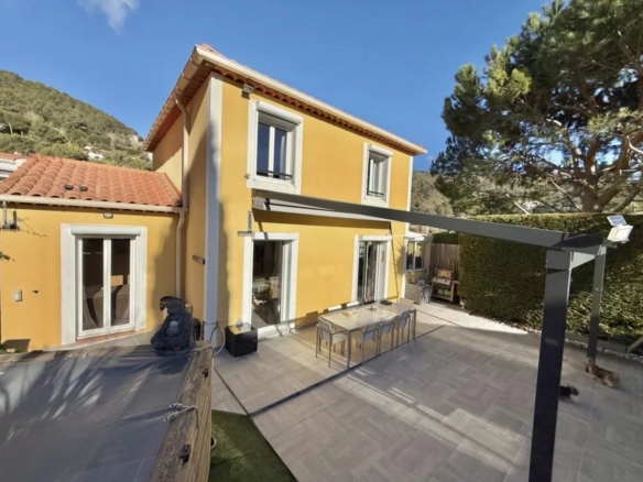 3 Bedroom Villa/House in Eze 20