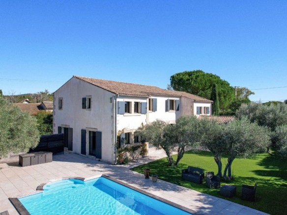 5 Bedroom Villa/House in Uzes 28