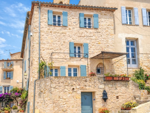 3 Bedroom Villa/House in Chateauneuf Grasse 6