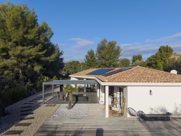 4 Bedroom Villa/House in St Cyr Sur Mer 4