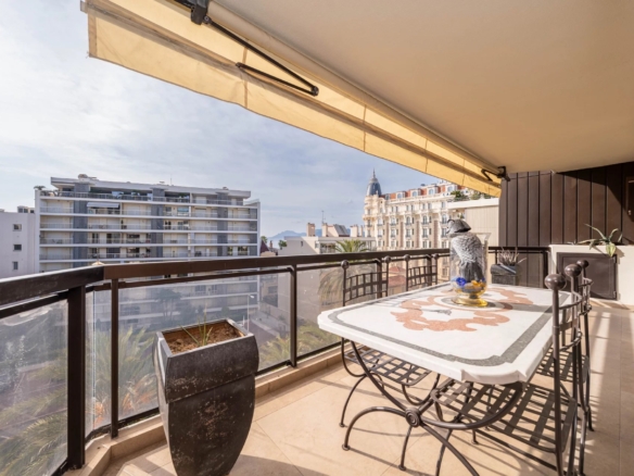 1 Bedroom Apartment in Cannes 4