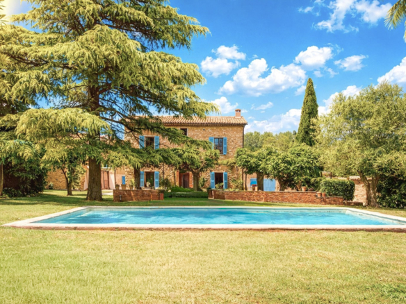 4 Bedroom Villa/House in Le Cannet Des Maures 32