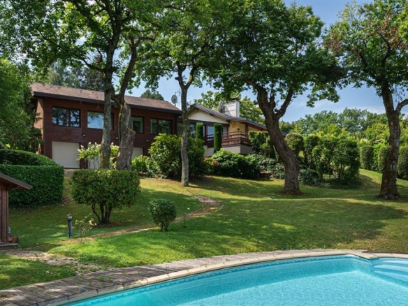 5 Bedroom Villa/House in Neuvecelle 10