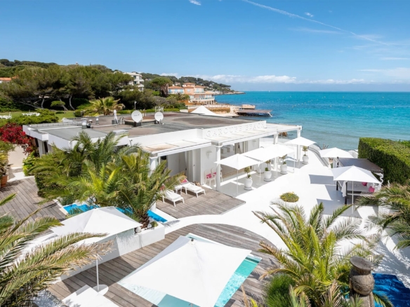 4 Bedroom Villa/House in Cap D Antibes 4