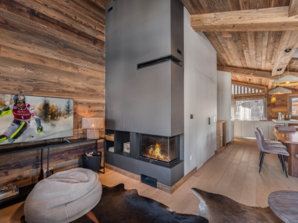 5 Bedroom Chalet in Megeve 12