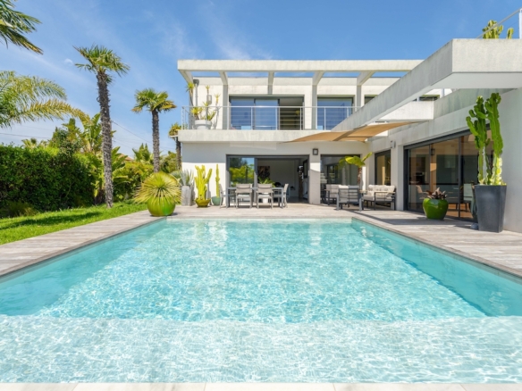4 Bedroom Villa/House in Sanary Sur Mer 16