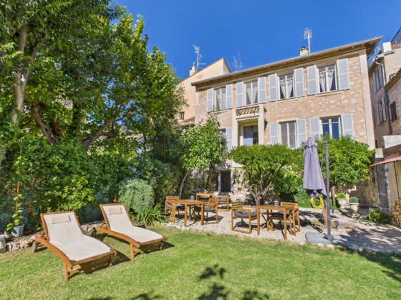 4 Bedroom Villa/House in Vence 36