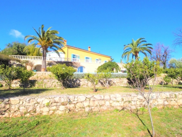 6 Bedroom Villa/House in Vence 36
