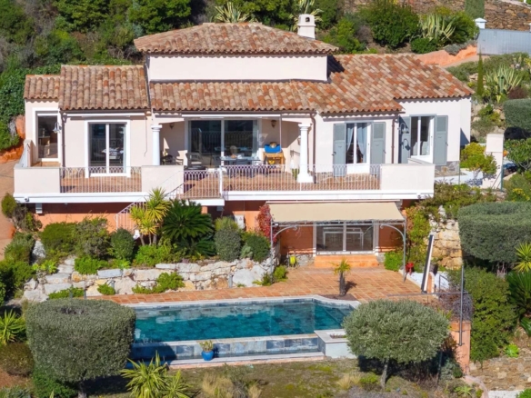 4 Bedroom Villa/House in Cavalaire Sur Mer 26